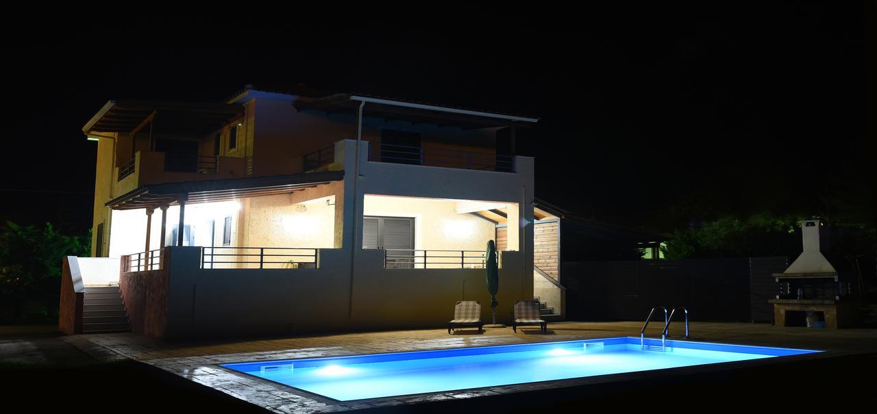 Village Villas Ліґія Екстер'єр фото