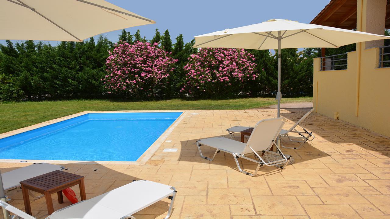 Village Villas Ліґія Екстер'єр фото